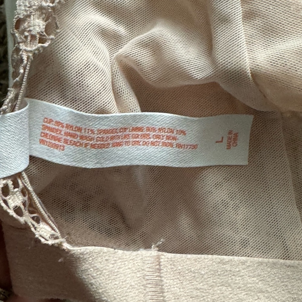 Colsie Bridal Lace Pink Bralette - Picture 5 of 5